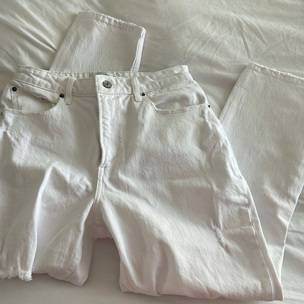 Abercrombie Curve Love High Rise Mom Jean